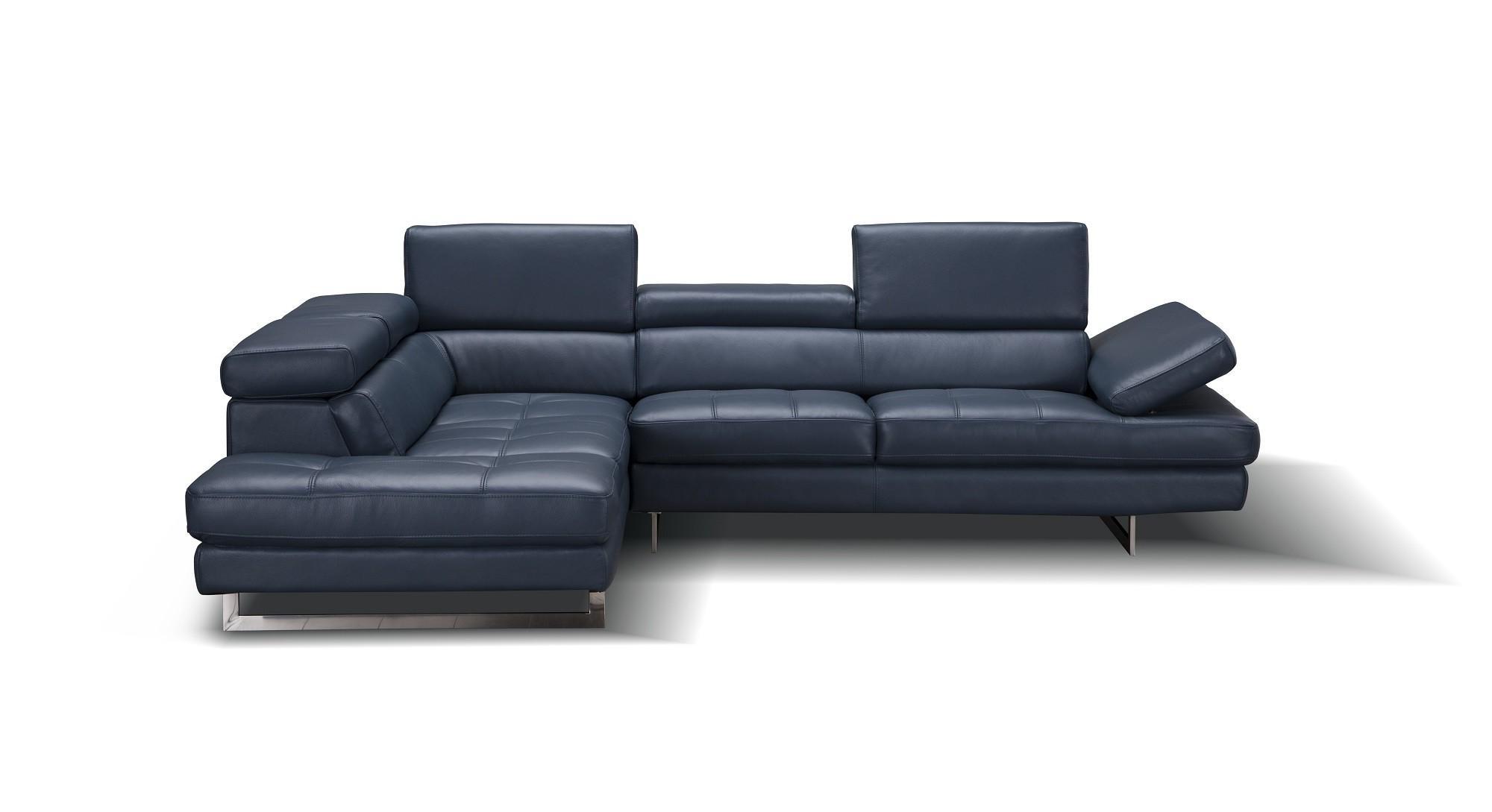 

    
J&M Furniture A761 Sectional Sofa Blue SKU 178553
