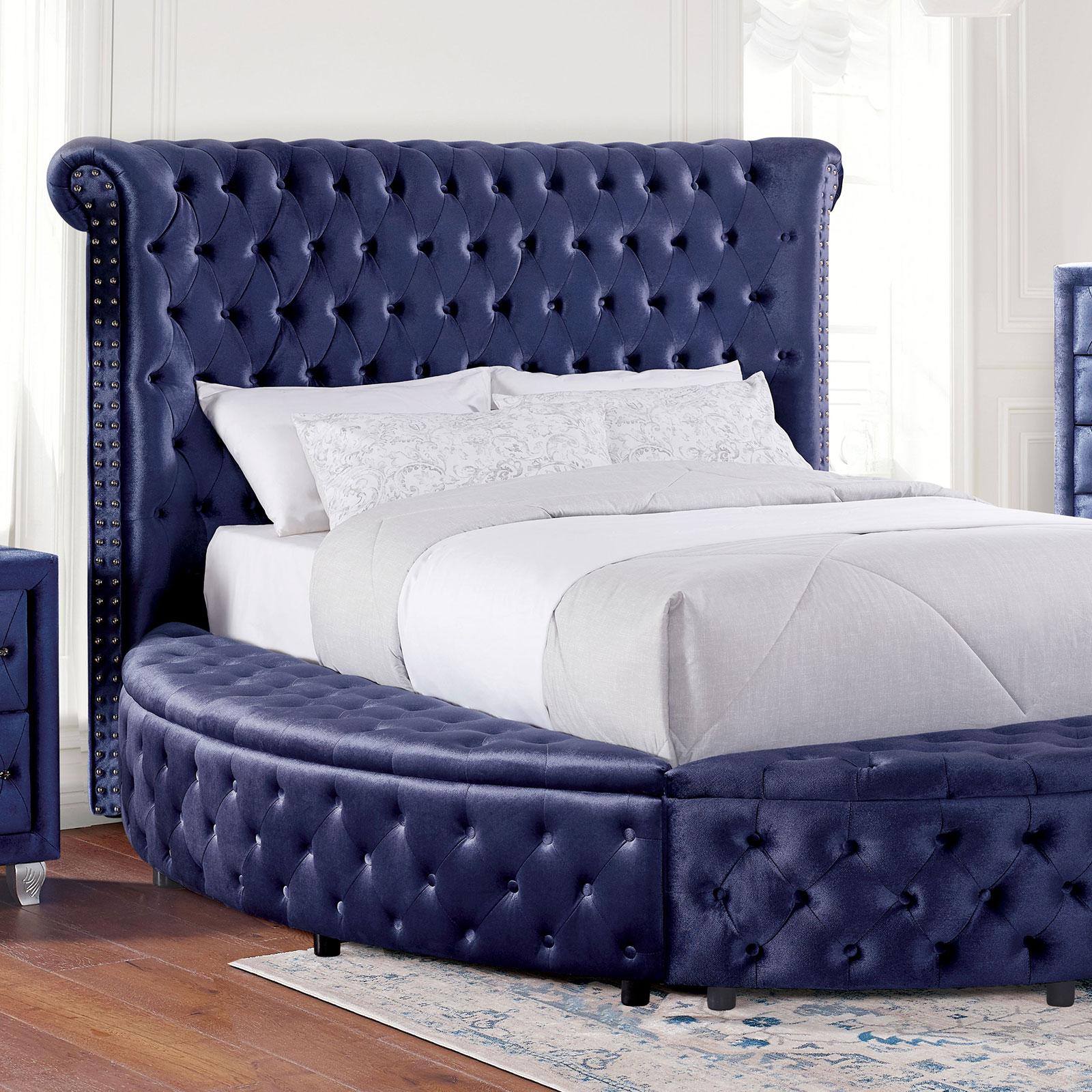 

    
Blue Flanette Circular Shape Queen Size Bed Furniture of America Delilah

