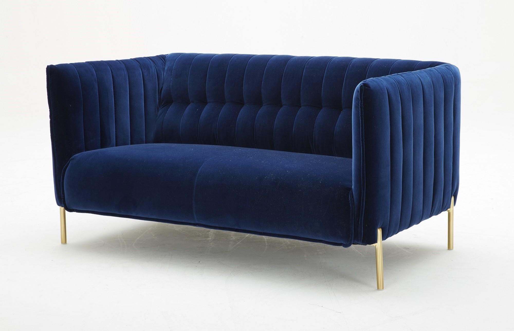 

    
17663-B-Set-2 J&M Furniture Sofa and Loveseat Set
