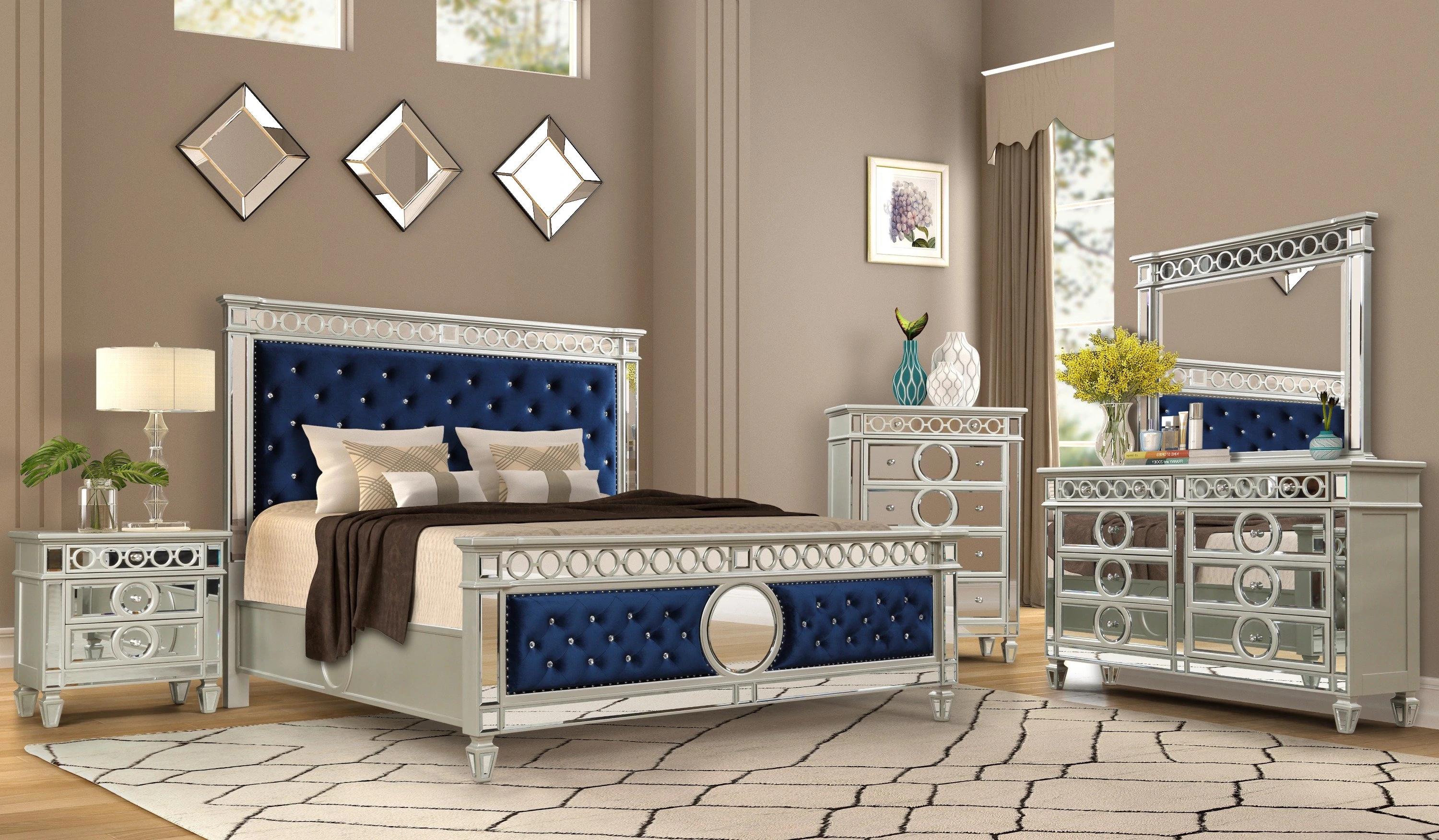 

    
Blue Velvet & Mirror Accents Tufted CAL King Bed Contemporary McFerran B1688
