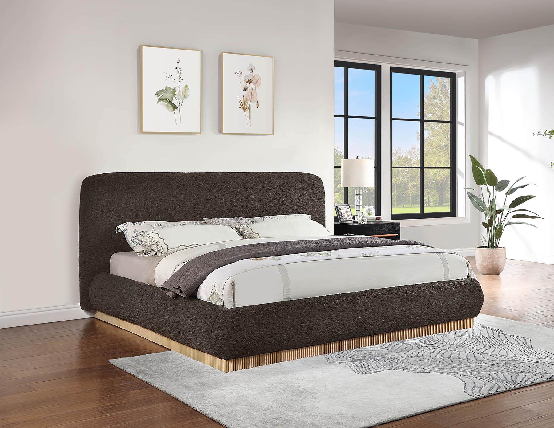 

    
Brown Boucle Queen Bed RIGBY B1275Brown-Q Meridian Modern Contemporary
