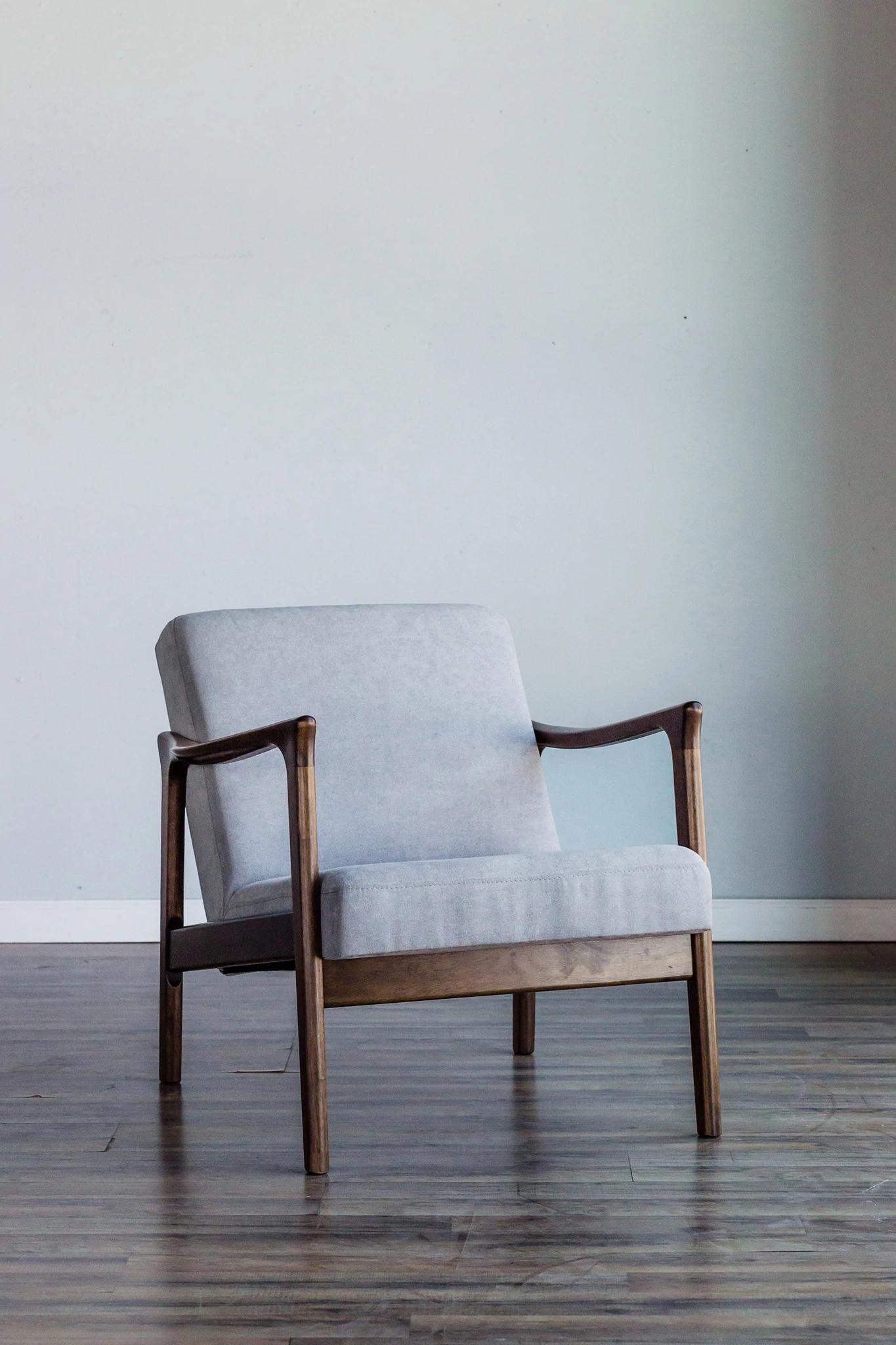 

        
840108500466Brown & Light Grey Lounge Chair Set 2 ZEPHYR ALPINE Mid Century Contemporary
