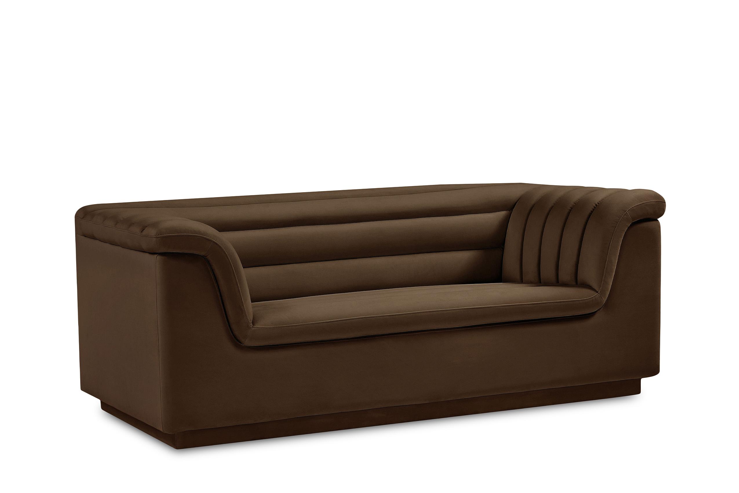 

        
Meridian Furniture CASCADE 192Brown-S-Set-3 Sofa Set Brown Velvet 094308287065
