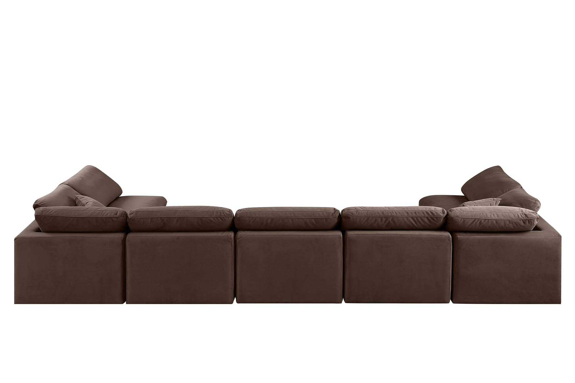 

    
147Brown-Sec7B Meridian Furniture Modular Sectional Sofa
