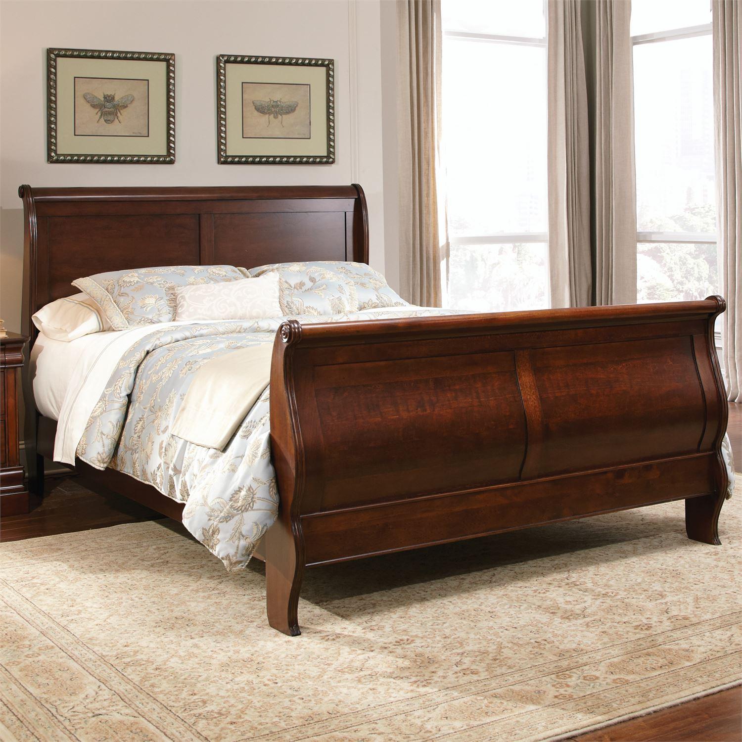 

    
Mahogany Stain Finish Queen Sleigh Bed Carriage Court (709-BR) Liberty Furniture

