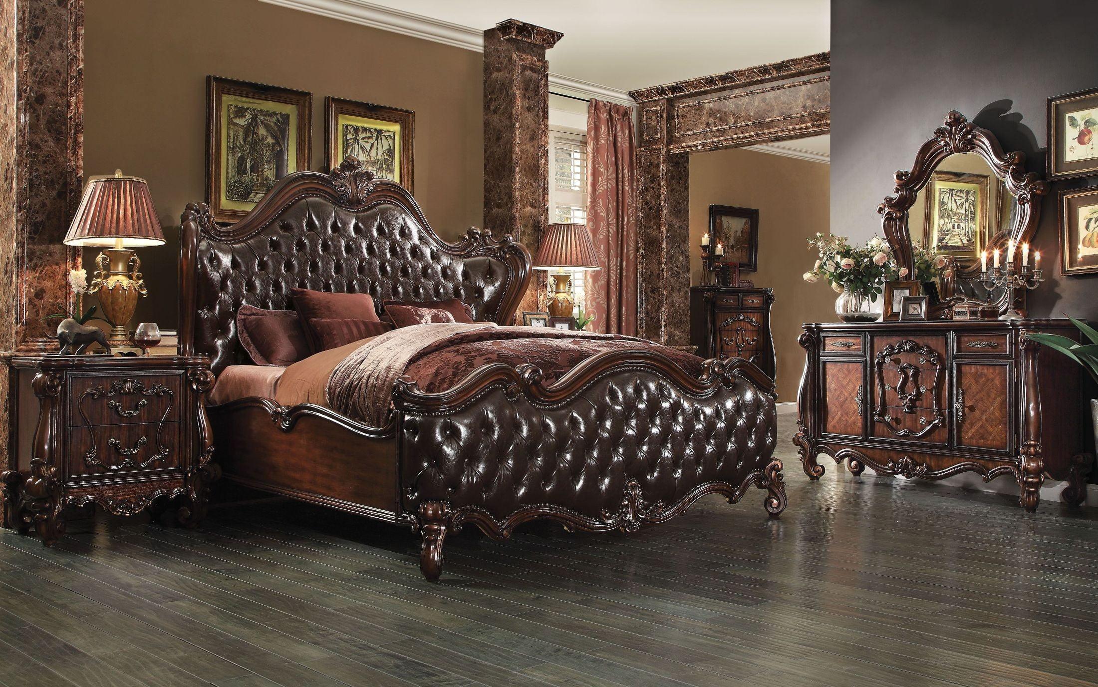 

    
Caceres Tufted Low Profile Standard Bedroom Set 5 KING Dark Brown Traditional
