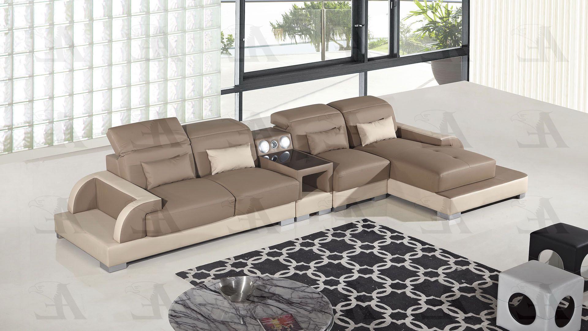 

    
Camel & Cream Faux Leather Sectional Set 4P LEFT American Eagle AE-LD812-CA.CRM
