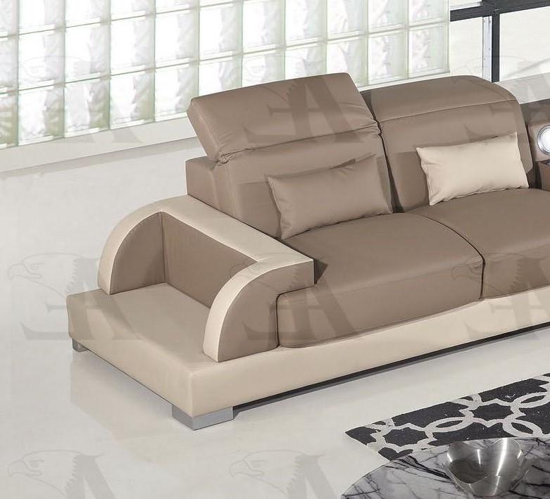 

    
AE-LD812R-CA.CRM American Eagle Furniture Sectional Sofa

