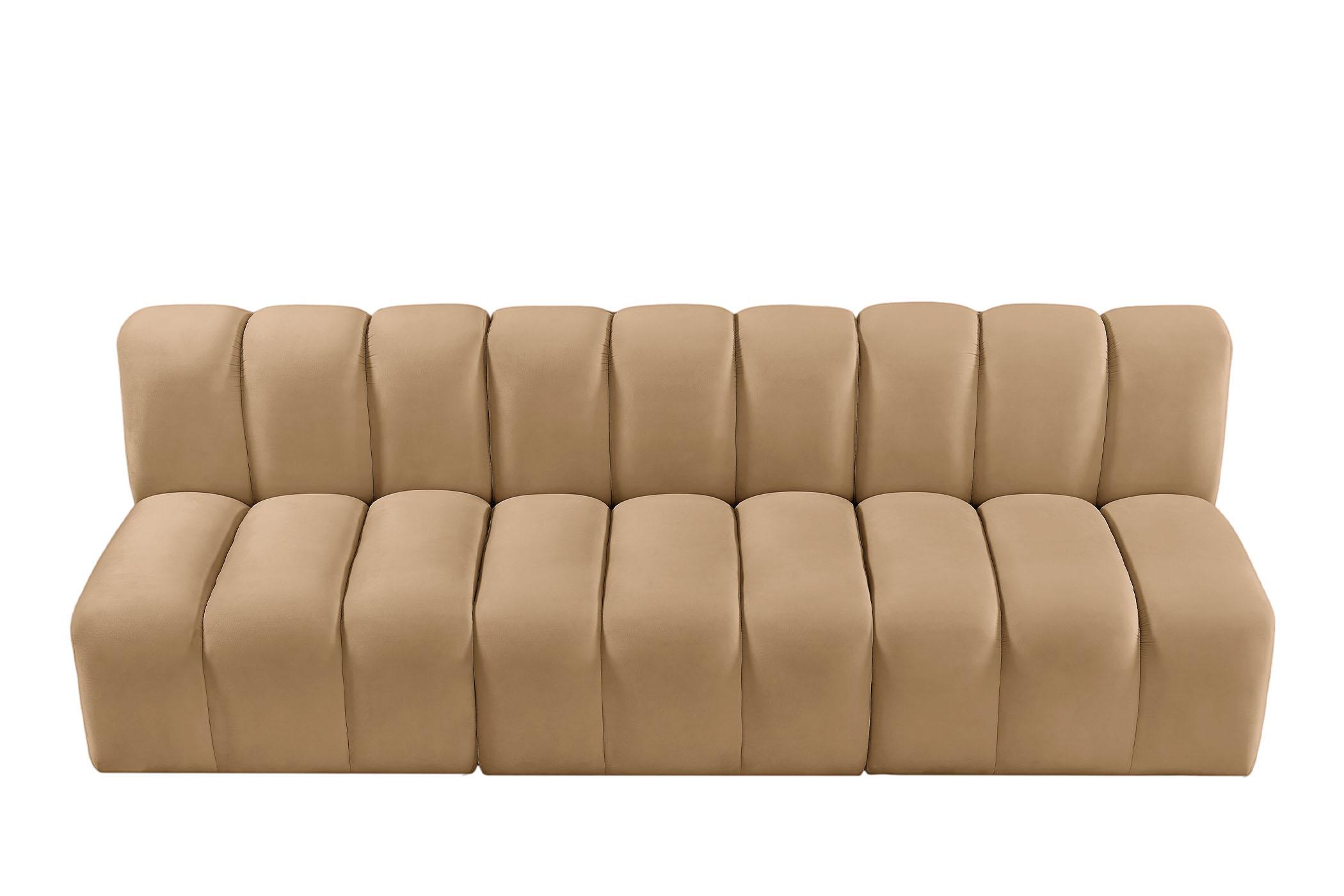 

    
Meridian Furniture ARC 103Camel-S3F Modular Sofa Camel 103Camel-S3F
