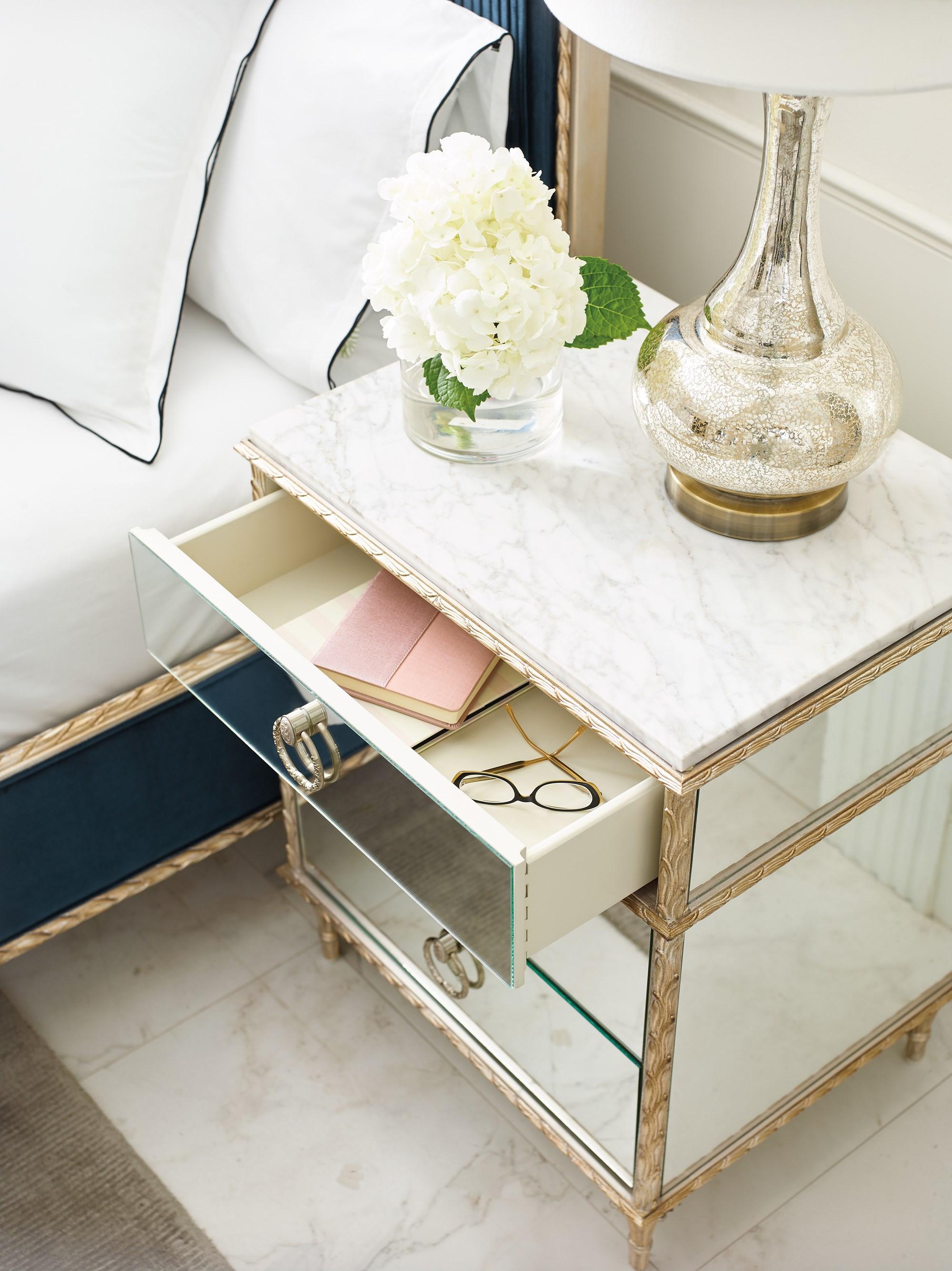 

    
C063-419-064-Set-2 Carrara Marble Top & Mirrored Panels Nightstands Set 2Pcs FONTAINEBLEAU by Caracole
