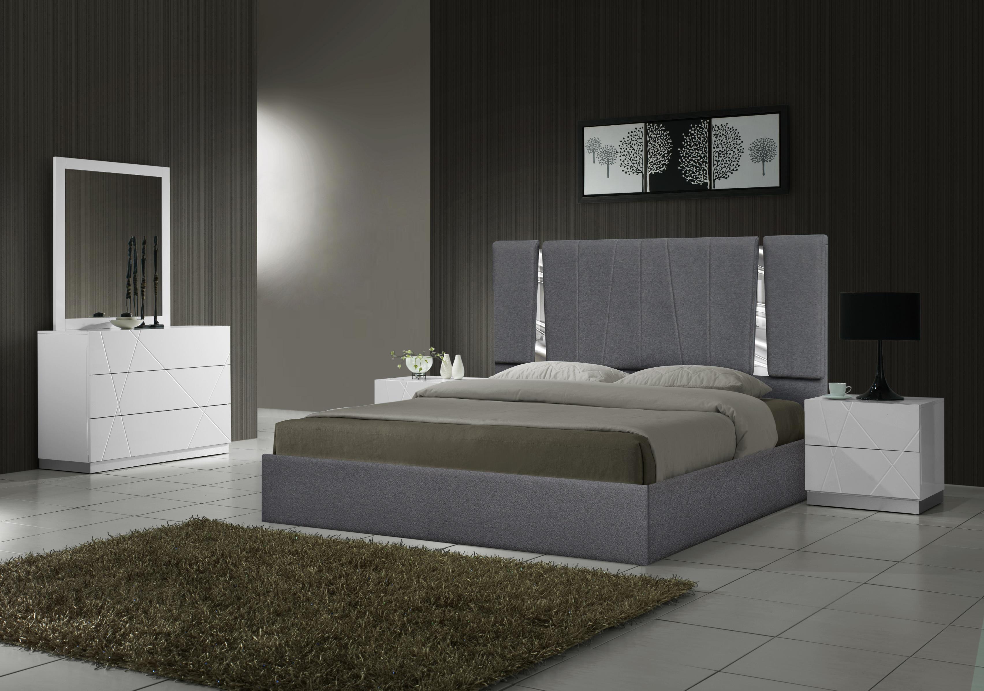 

                    
J&M Furniture Matisse Platform Bed Charcoal Fabric Purchase 

