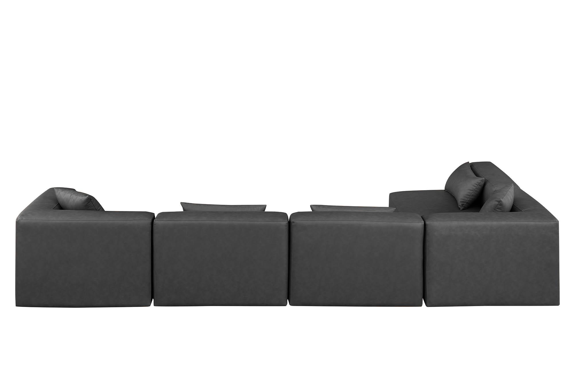 

    
668Grey-Sec5D Meridian Furniture Modular Sectional Sofa
