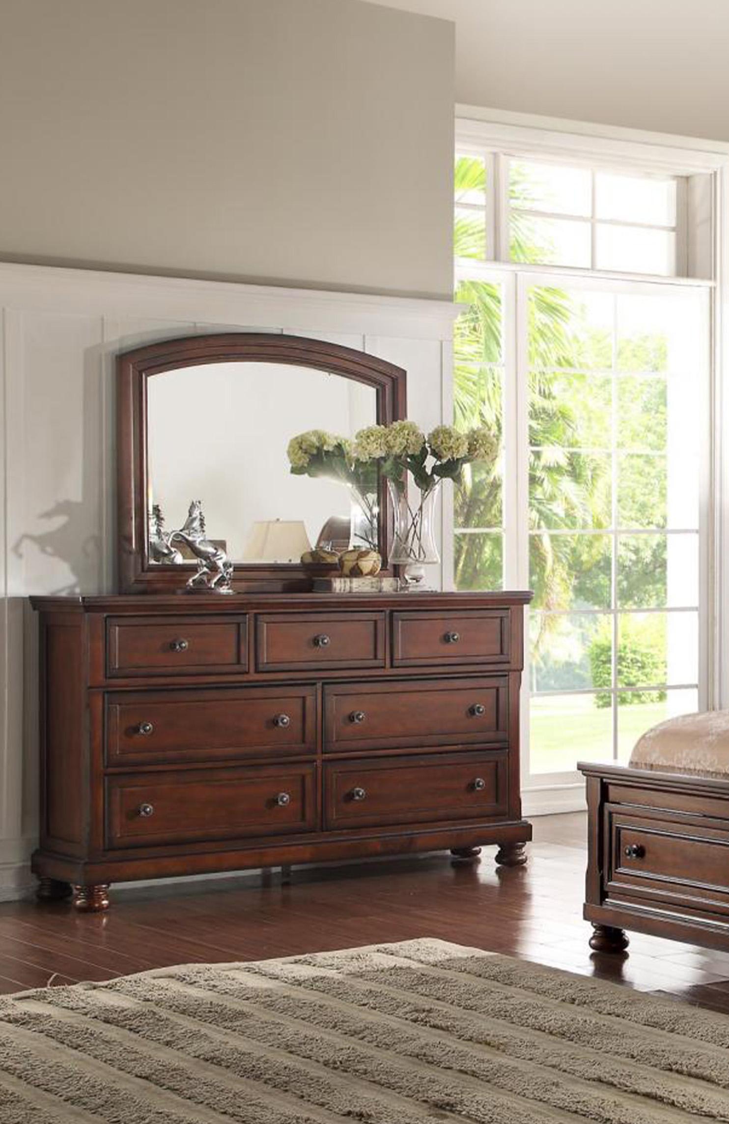 

    
Cherry Solid Wood Dresser & Mirror Set Traditional McFerran B608
