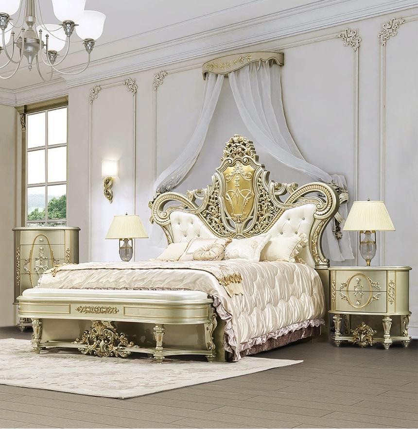 Classic Platform Bedroom Set HD-958-CK BED-3PC HD-CK958-1-3PC in Gold Bonded Leather