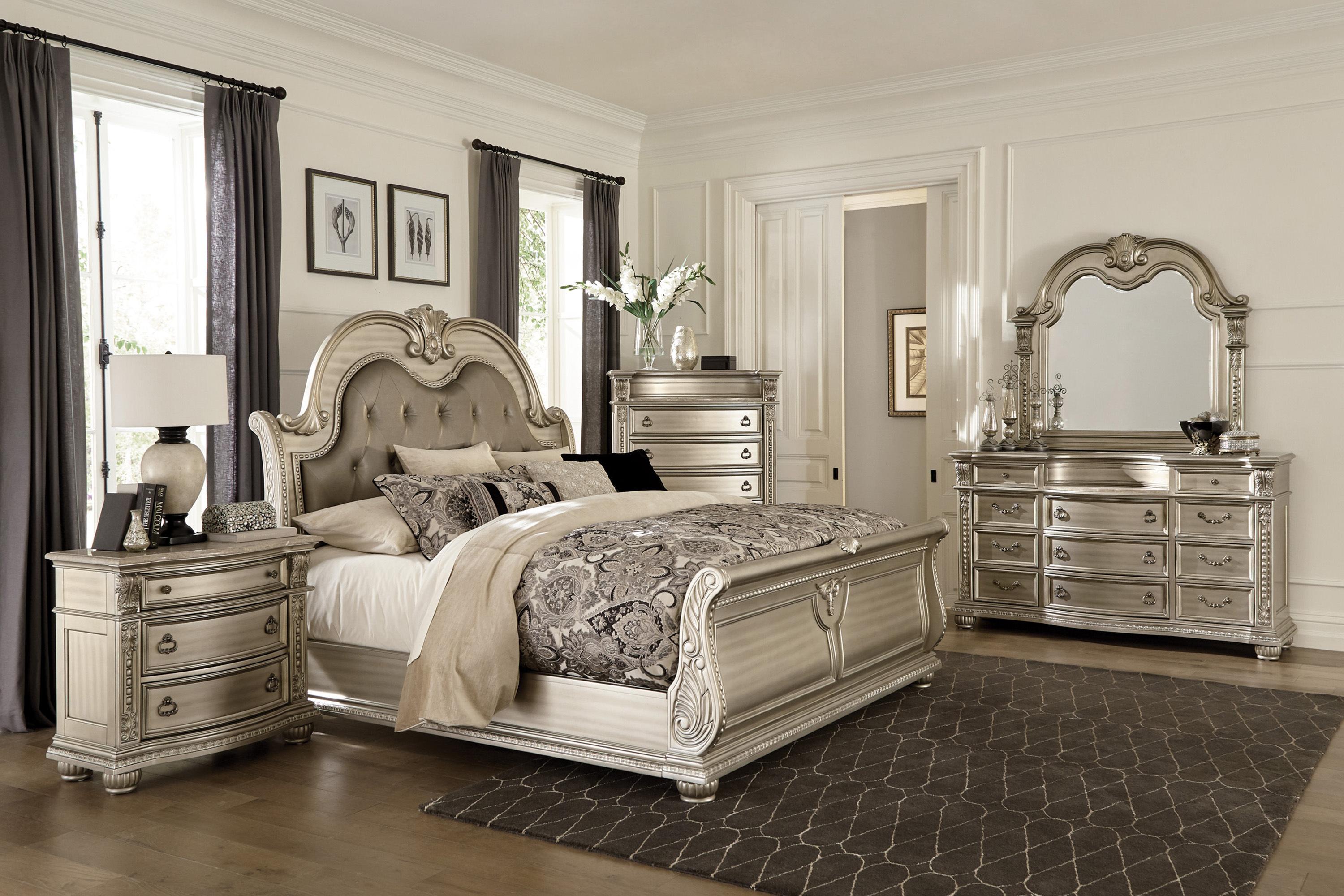 Classic Bedroom Set 1757SVK-1CK-5PC Cavalier 1757SVK-1CK-5PC in Silver Faux Leather