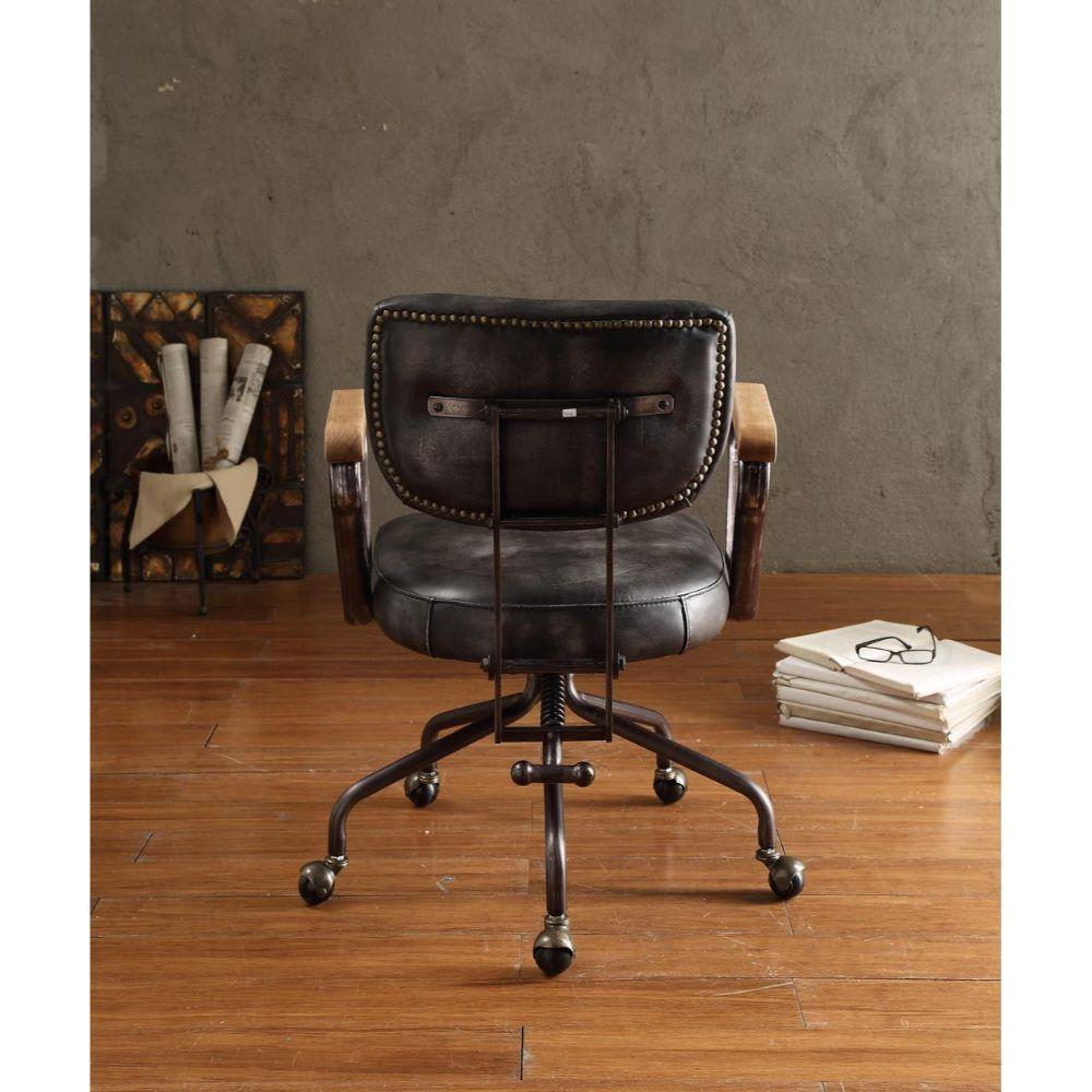 

    
92411 Acme Furniture Executive Office Chair
