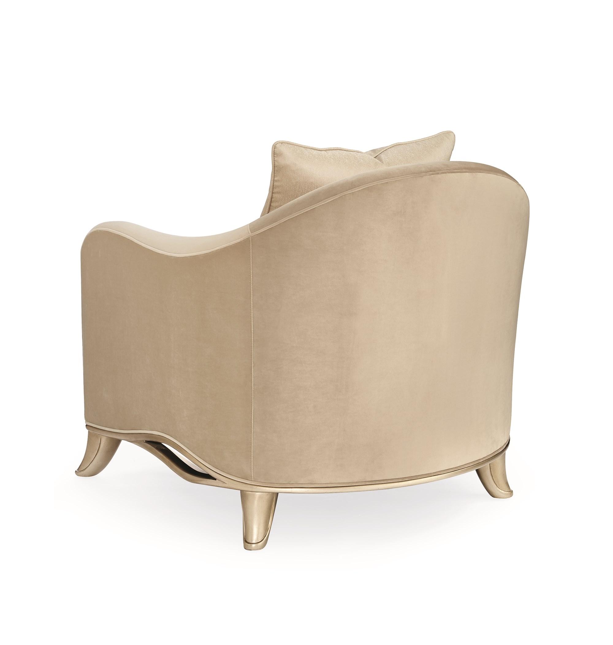 

    
Caracole THE RIBBON SOFA Accent Chair Gold/Beige SGU-416-033-A

