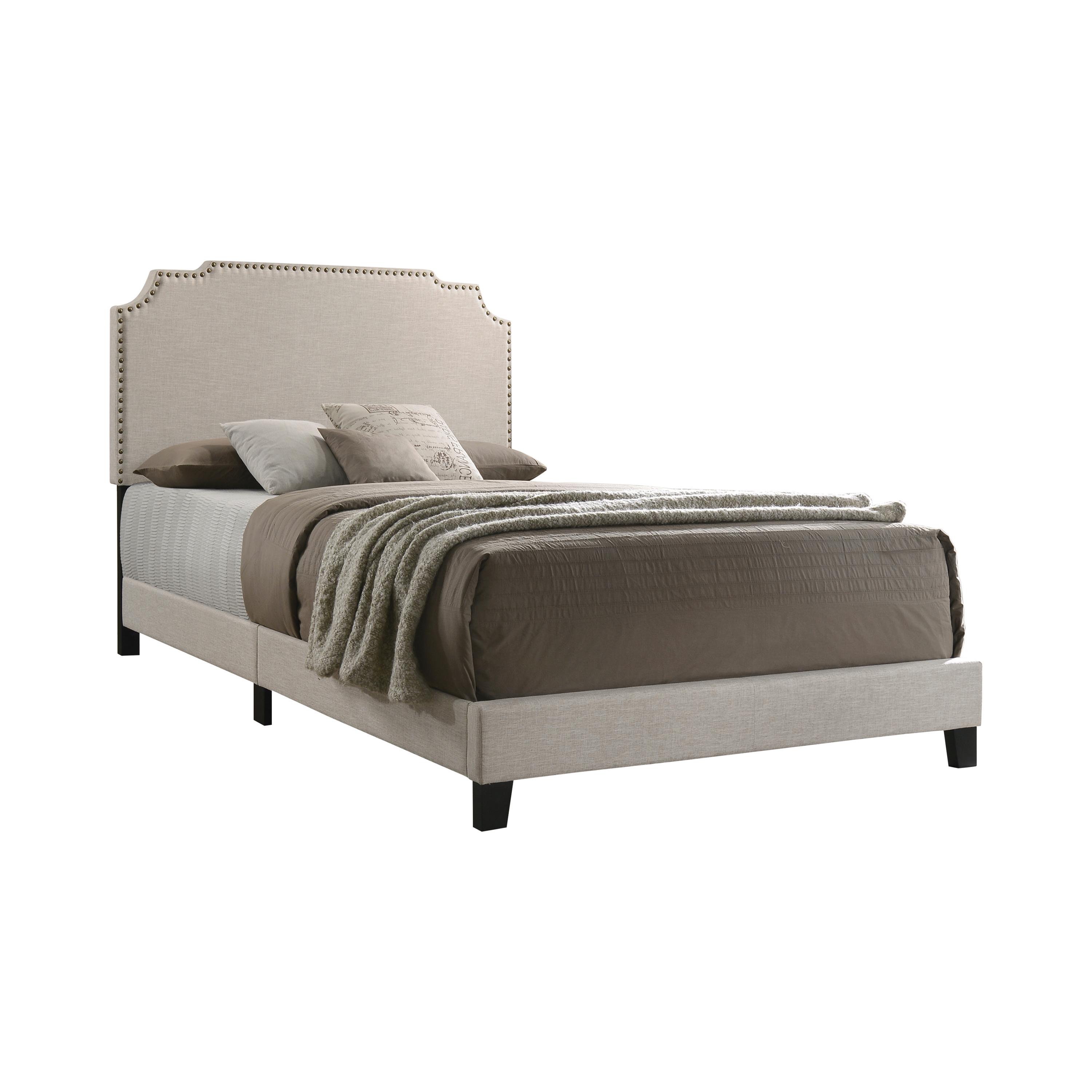 

    
Contemporary Beige Fabric Upholstery Queen Bed Coaster 310061Q Tamarac
