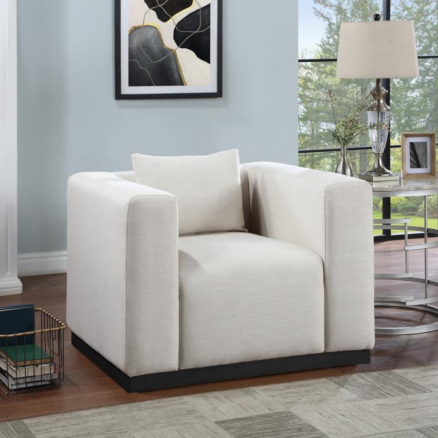 

    
Contemporary Beige Solid Wood Chair Meridian Furniture Alfie 642Beige-C
