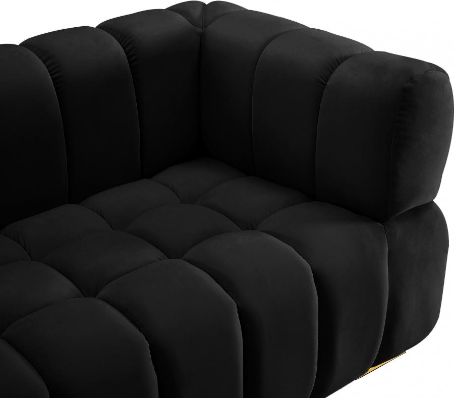 

    
 Photo  Contemporary Black Engineered Wood Living Room Set 2PCS Meridian Furniture Gwen 670Black-S-2PCS
