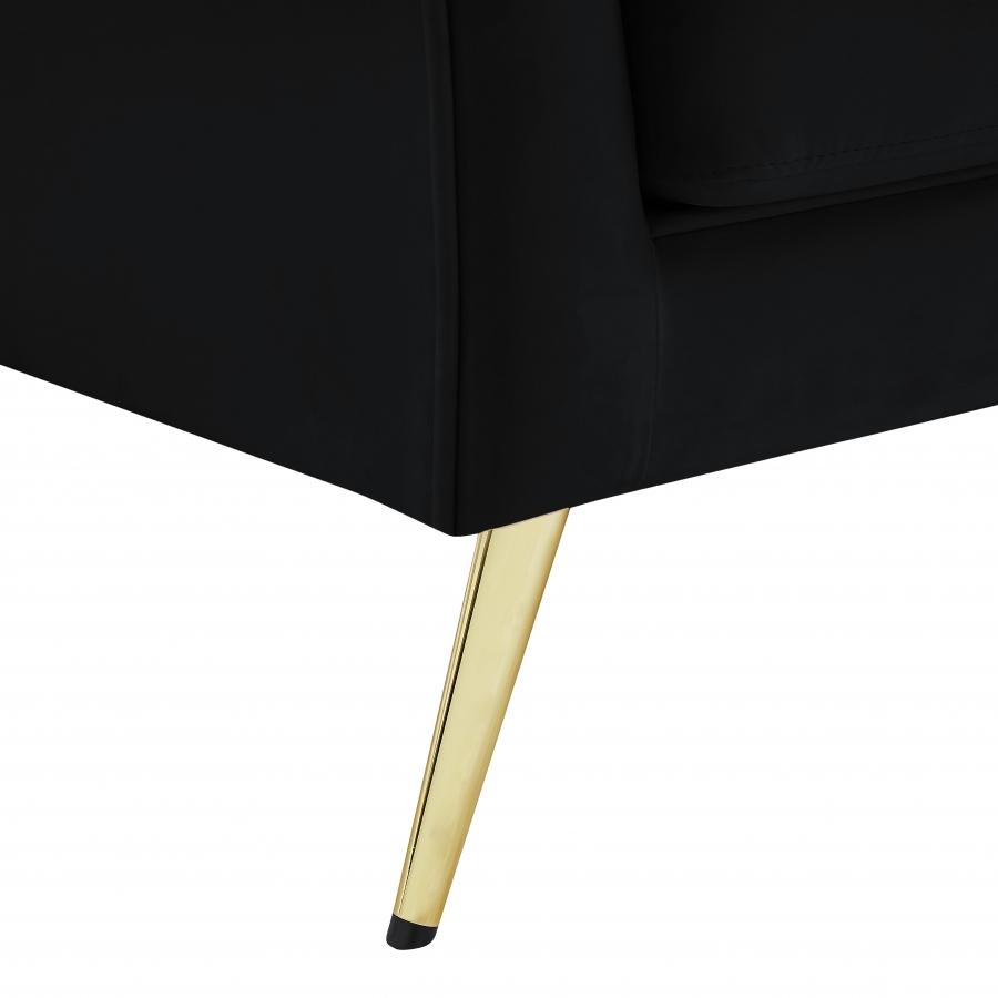

        
365654989797Contemporary Black Engineered Wood Living Room Set 3PCS Meridian Furniture Lips 607Black-S-3PCS
