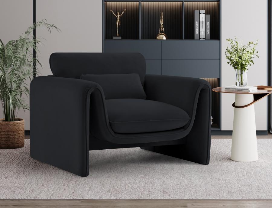 

    
 Photo  Contemporary Black Engineered Wood Living Room Set 3PCS Meridian Furniture Sloan 199Black-S-3PCS
