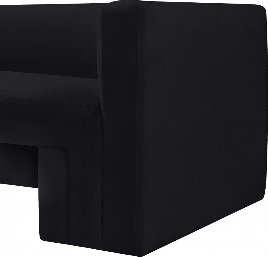 

        
53652651689879Contemporary Black Solid Wood Chair Meridian Furniture Henson 665Black-C
