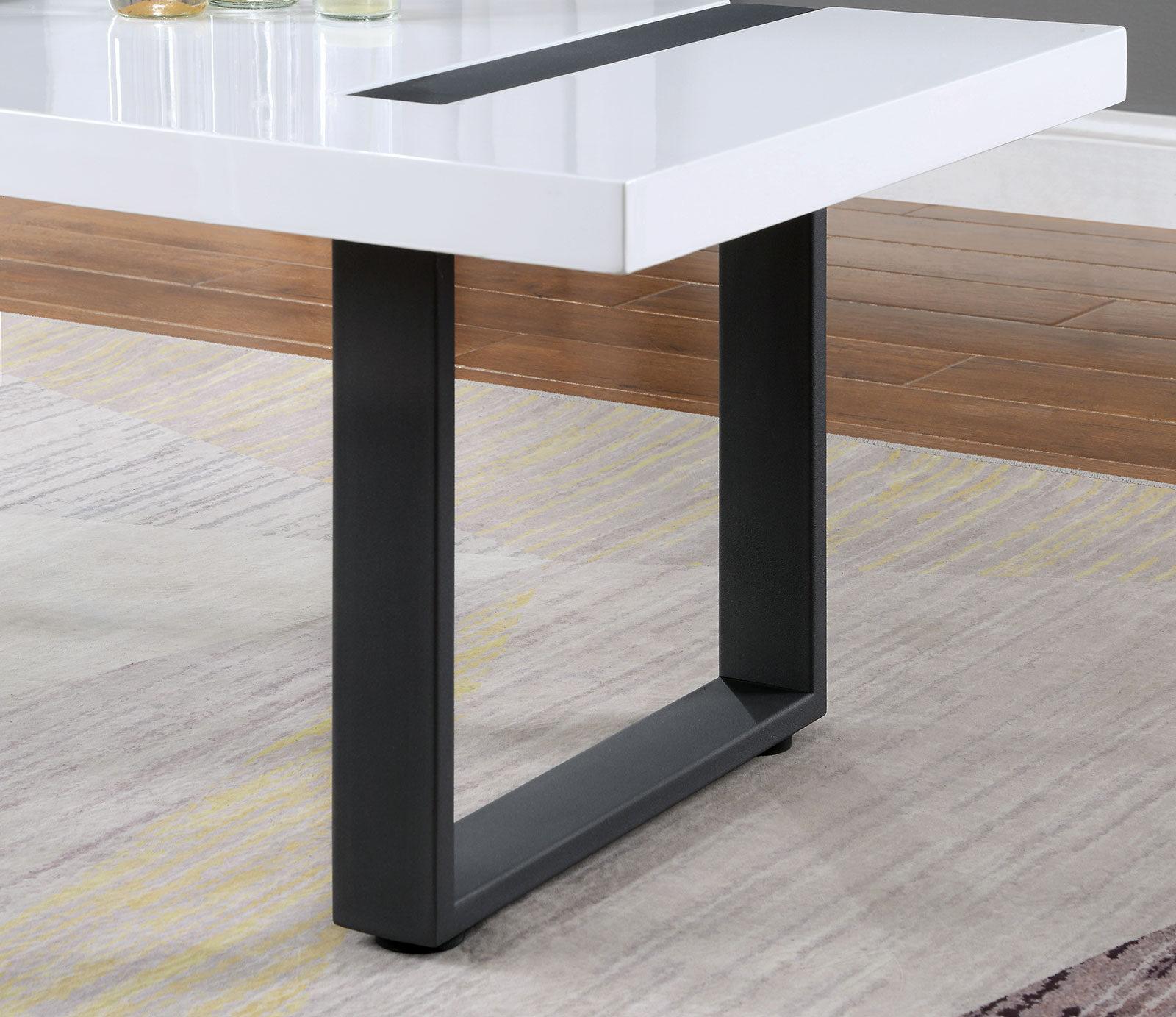 

    
FOA4403C-3PC Eimear Coffee Table and 2 End Tables
