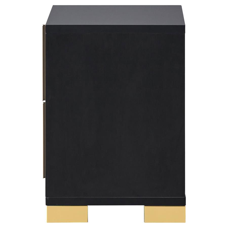 

    
 Photo  Contemporary Black Wood King Panel Bedroom Set 5PCS Coaster Marceline 222831KE
