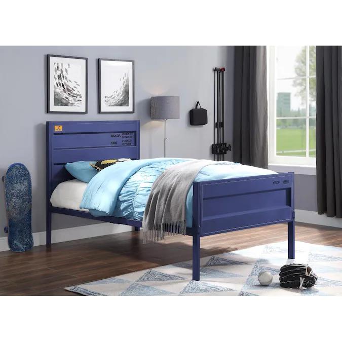 

    
35930T-3pcs Acme Furniture Bedroom Set
