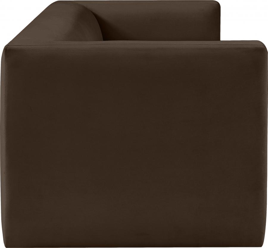 

    
 Order  Contemporary Brown Solid Wood Sofa Meridian Furniture Henson 665Brown-S
