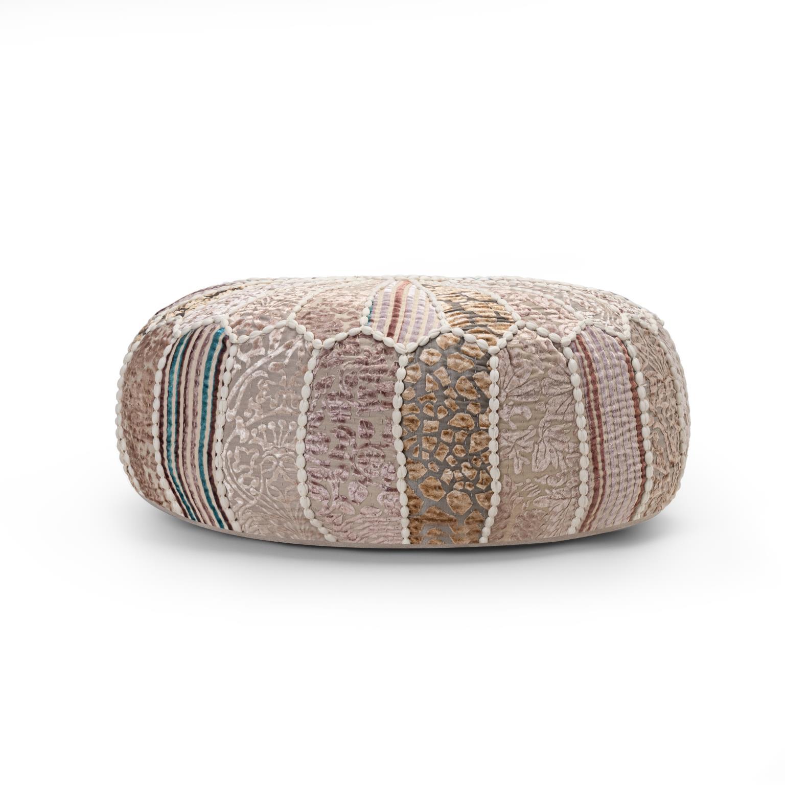 

    
Contemporary Brown Wood Round Pouf Albany Living 1124
