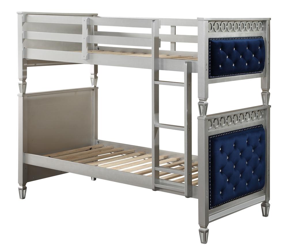 

    
Contemporary Convertible Blue Velvet & Silver T/T Bunk Bed + Trundle by Acme Varian 38330-2pcs
