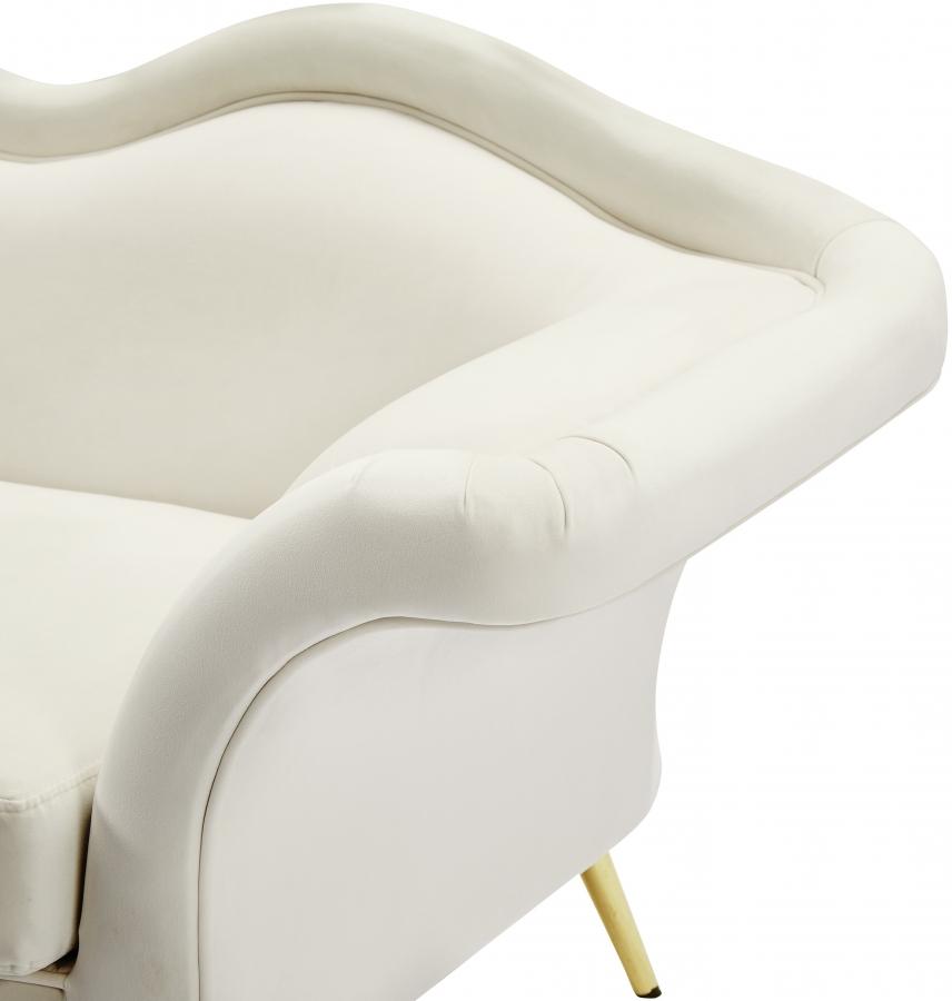 

    
607Cream-C Meridian Furniture Chair
