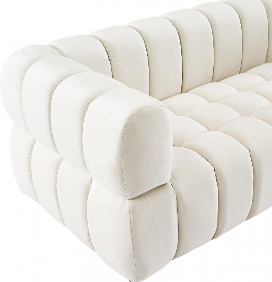 

    
 Order  Contemporary Cream Engineered Wood Sofa Meridian Furniture Gwen 670Cream-S
