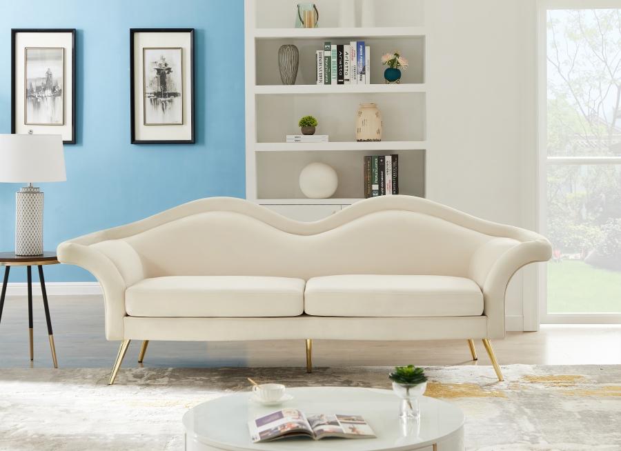 

    
Contemporary Cream Engineered Wood Sofa Meridian Furniture Lips 607Cream-S
