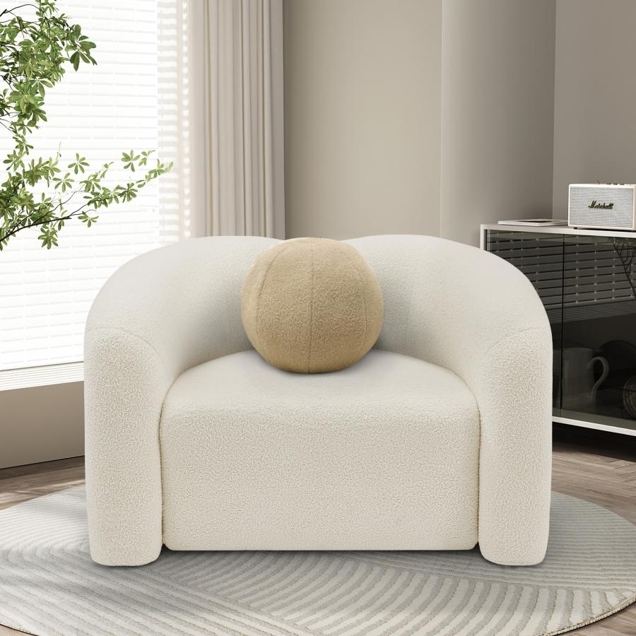 

    
Contemporary Cream Eucalyptus Wood Chair Meridian Furniture Kali 186Cream-C
