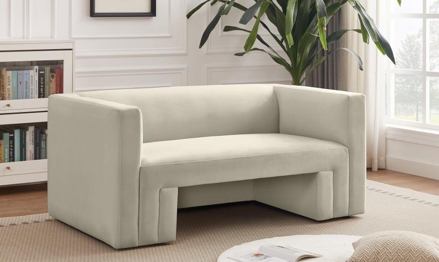 

    
Contemporary Cream Solid Wood Living Room Set 2PCS Meridian Furniture Henson 665Cream-S-2PCS
