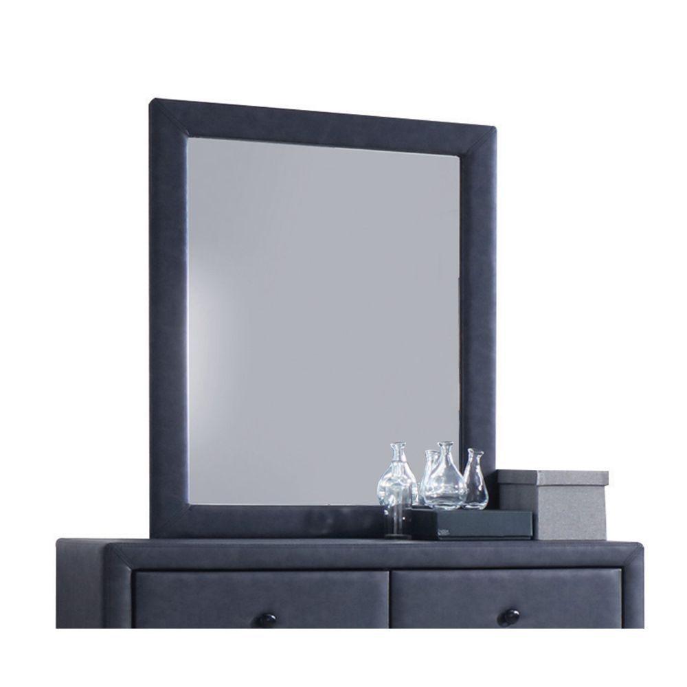 

    
25660Q-5pcs Acme Furniture Bedroom Set
