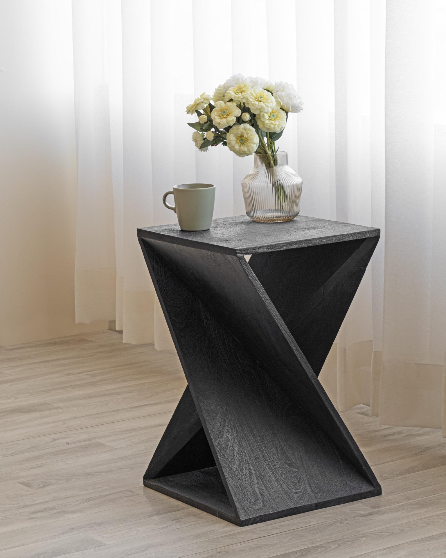Contemporary End Table TW-003 Twisted End Table 718852652987 718852652987 in Black 