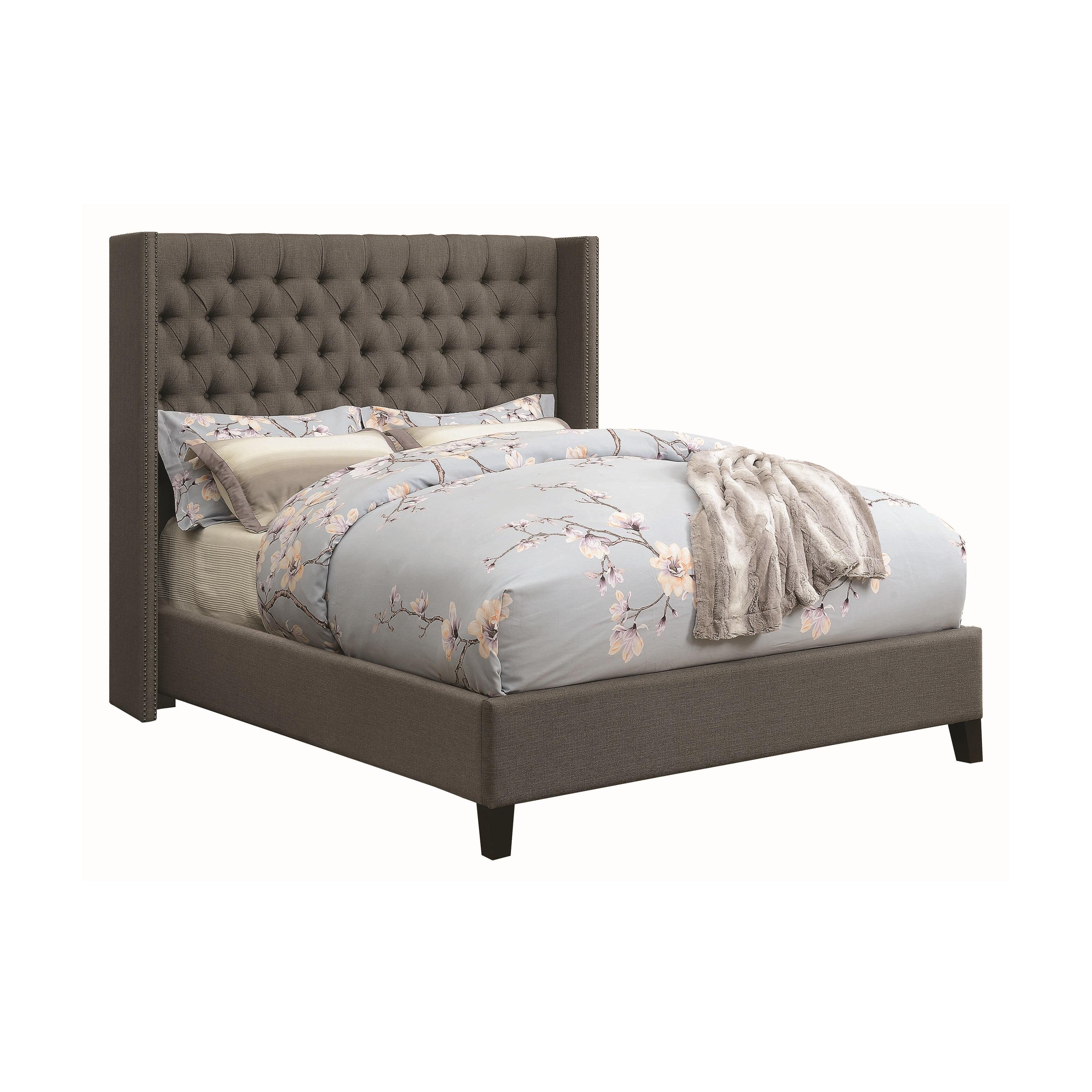 

    
Contemporary Gray Fabric Queen Bed Coaster 301405Q Bancroft
