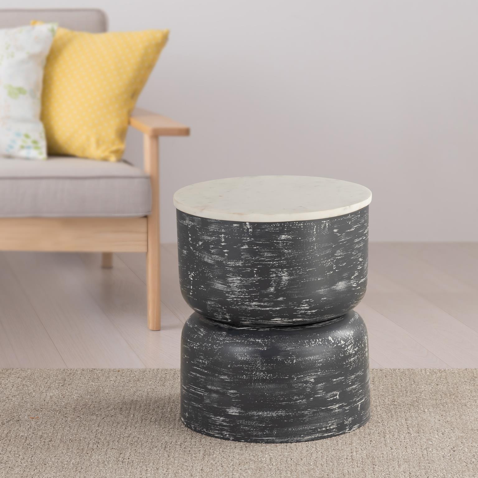 

    
Contemporary Gray Metal End Table Albany Living ET424-15
