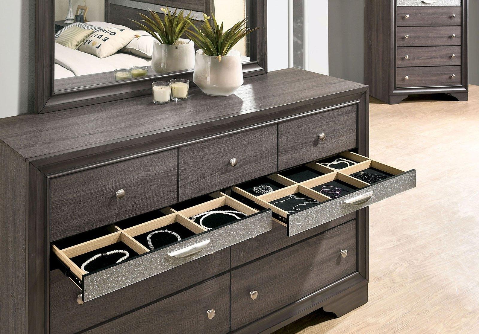 

    
 Order  Contemporary Gray Solid Wood King Bedroom Set 3pcs Furniture of America CM7552GY Chrissy
