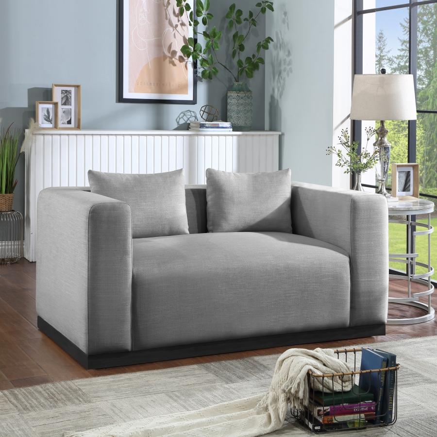 

    
Contemporary Gray Solid Wood Loveseat Meridian Furniture Alfie 642Grey-L
