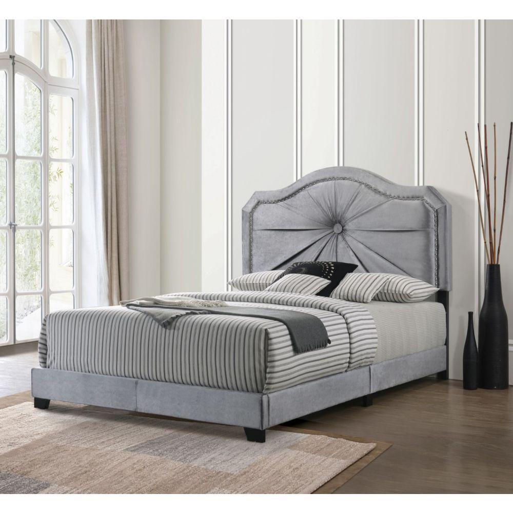

    
Acme Furniture Reuben Queen Bed Gray 26410Q
