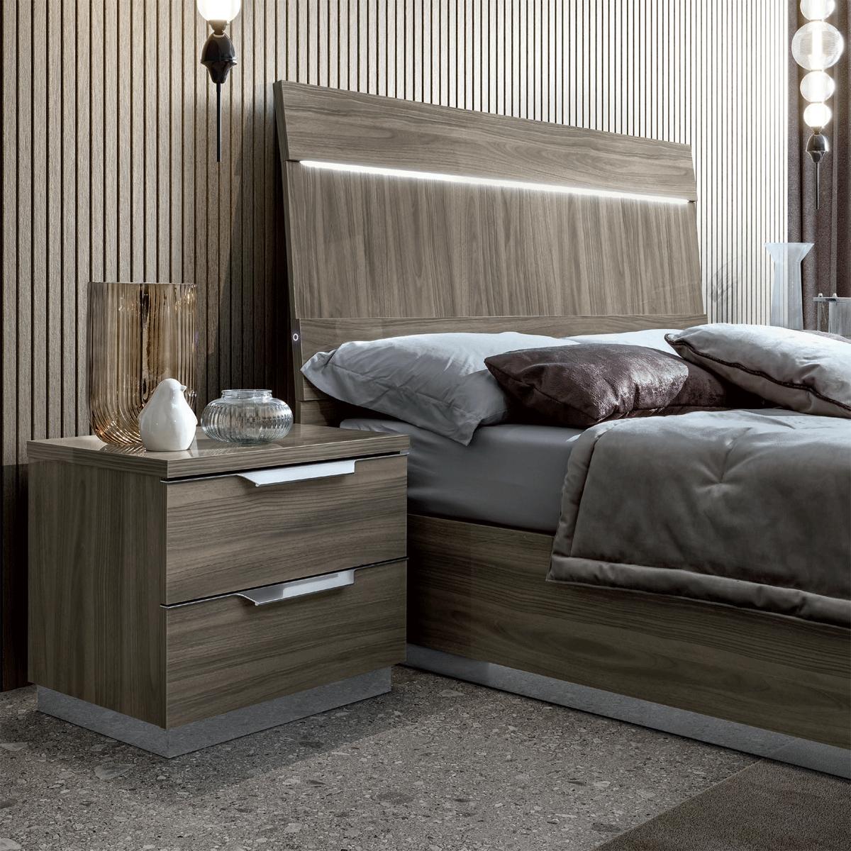 

    
Contemporary Gray Wood King Panel Bed ESF Kroma 175LET.04PG-K
