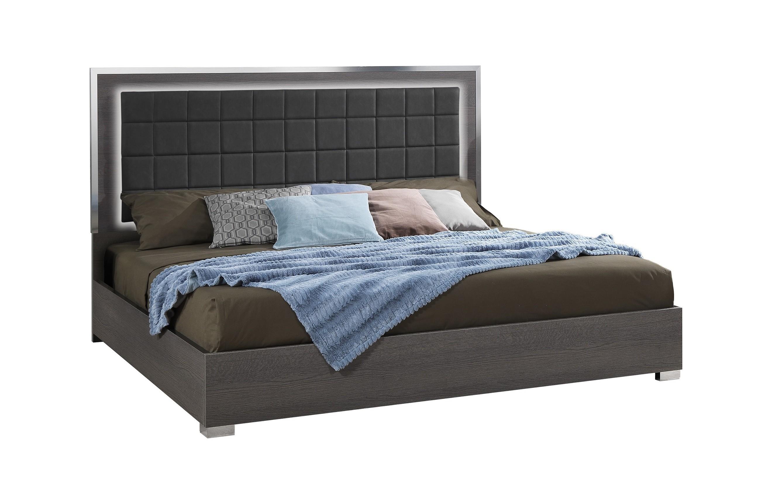 

    
Contemporary King Size Bed in Matte Grey MADE IN ITALY J&M Alice
