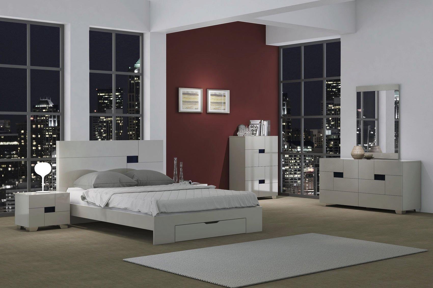 Contemporary, Modern Platform Bedroom Set Gina GINA L.GREY-EK-5-PC in Light Gray Lacquer