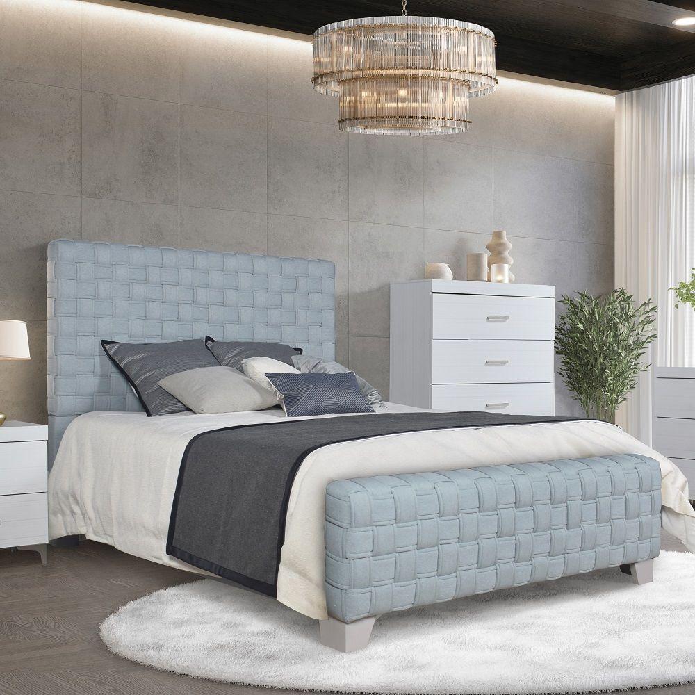 

    
Contemporary Light Teal/White Wood Queen Platform Bedroom Set 3PCS Acme Saree BD02353Q-Q-3PCS
