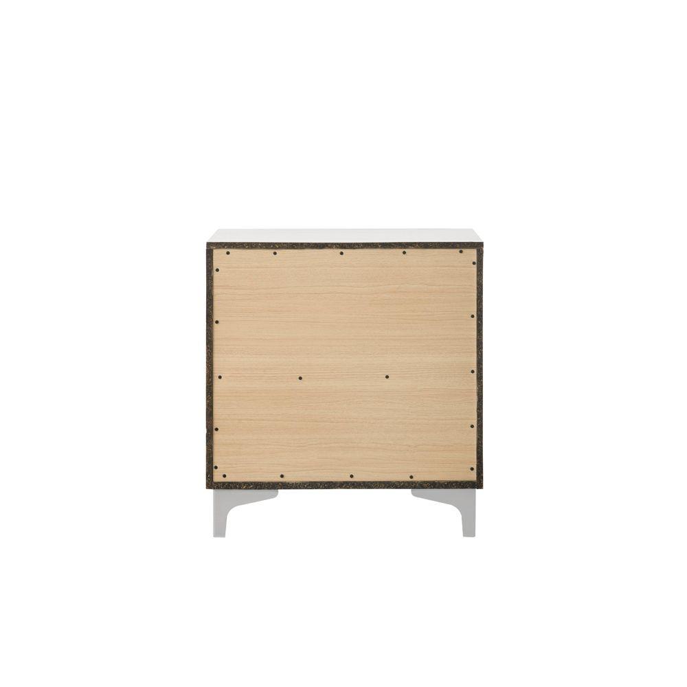 

                    
Buy Contemporary Light Teal/White Wood Queen Platform Bedroom Set 3PCS Acme Saree BD02353Q-Q-3PCS
